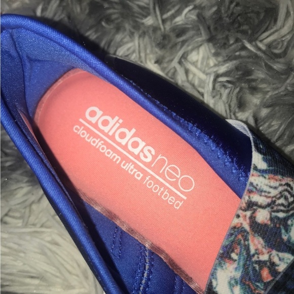 Adidas shoes - Picture 4 of 4